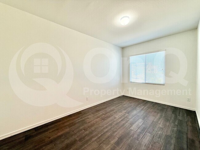 Building Photo - 22417 W Loma Linda Blvd