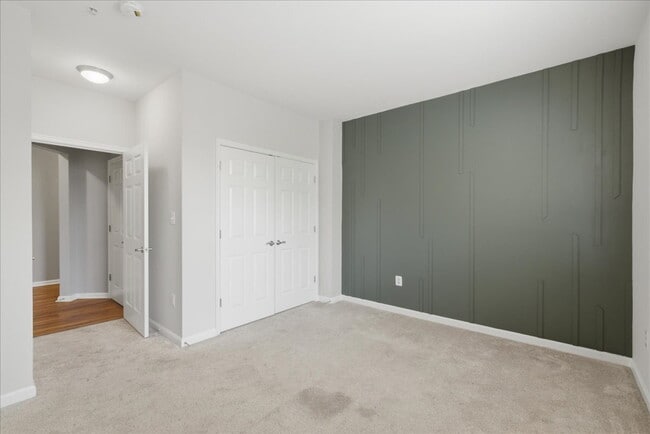 Building Photo - 21228 McFadden Square