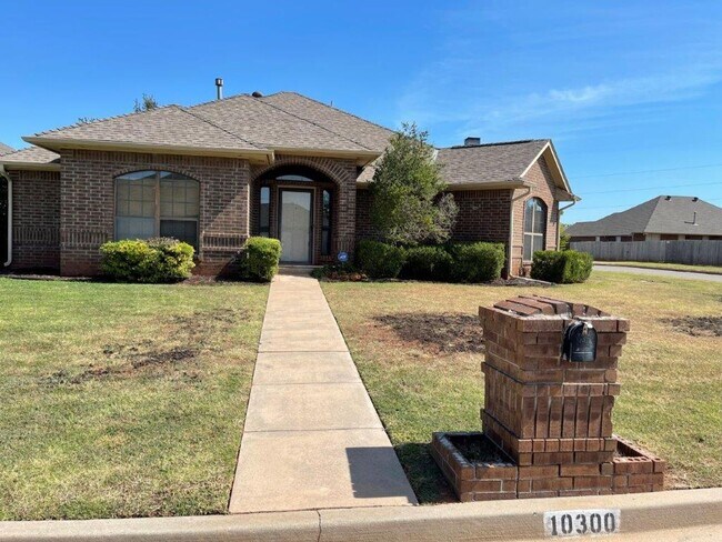 Building Photo - Beautiful granite and tile backsplash to update the large kitchen. 3 bedrooms + an office, large ...
