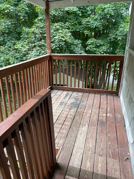 Building Photo - 6 Narragansett St