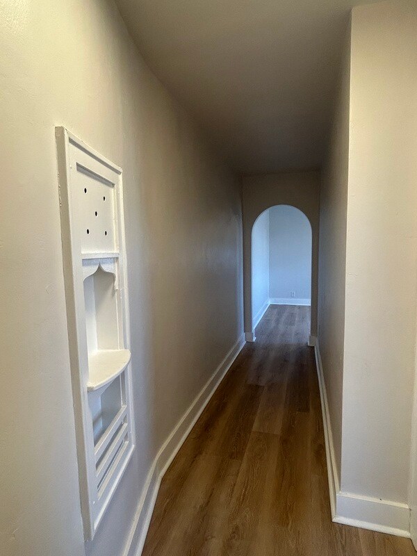 Building Photo - 2903 Voelkel Ave