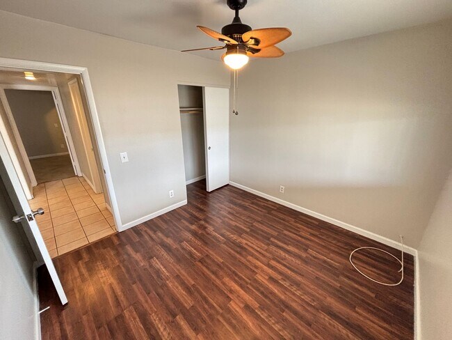 Building Photo - Beautiful 3Bed/2Bath Home located in South...