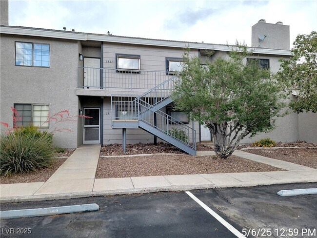 Primary Photo - 2815 Blue Bonnet Dr