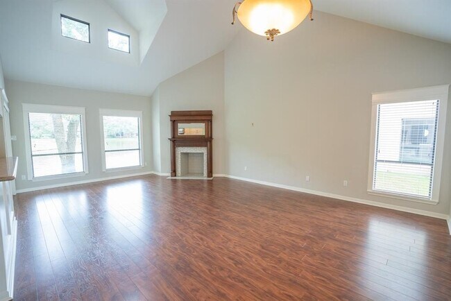 Building Photo - 4144 Greystone Way