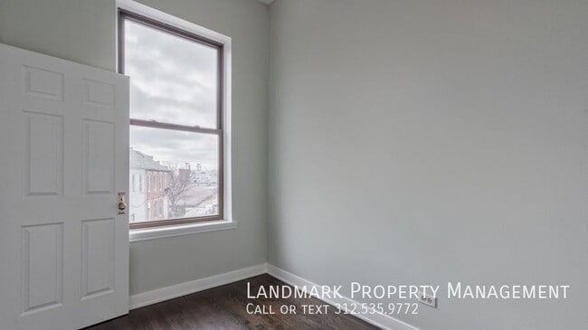 Building Photo - 1926 S Canalport-Unit 2F