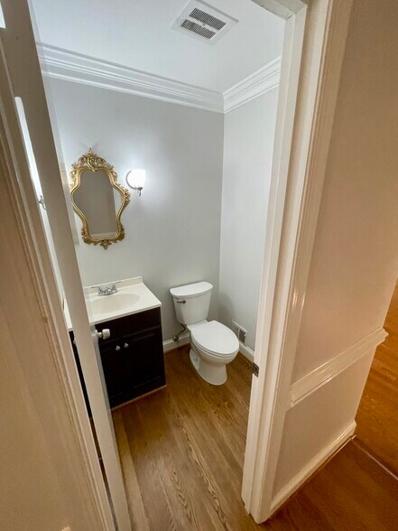 Building Photo - 11323 Palisades Ct