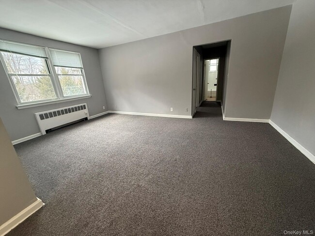 Building Photo - 175 Bryant Crescent