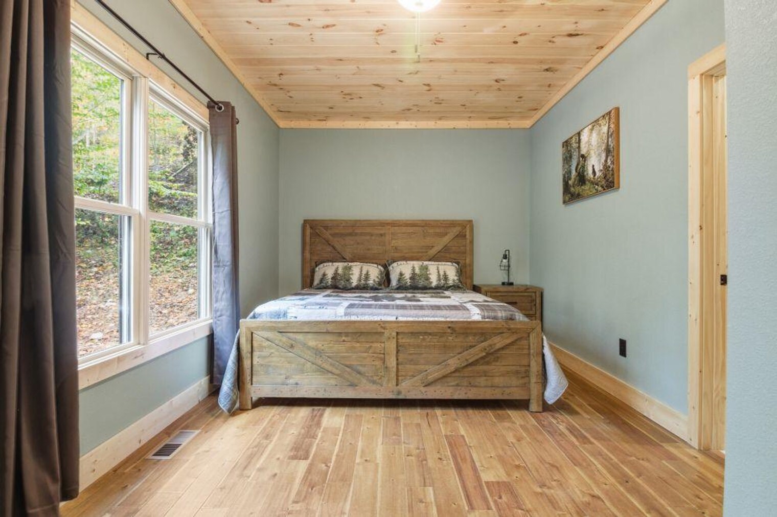 Building Photo - 3045 Jones Creek Ln