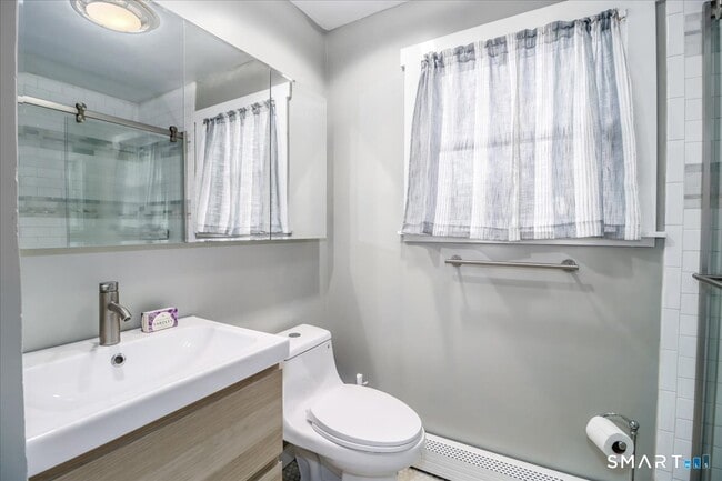 Building Photo - 2 At 75-79 Merryall Rd