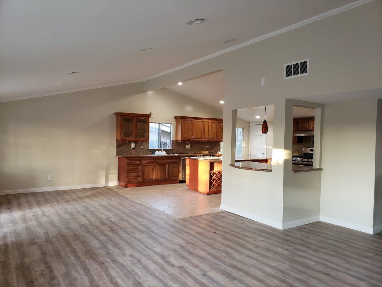 Building Photo - 5853 McDonie Ave