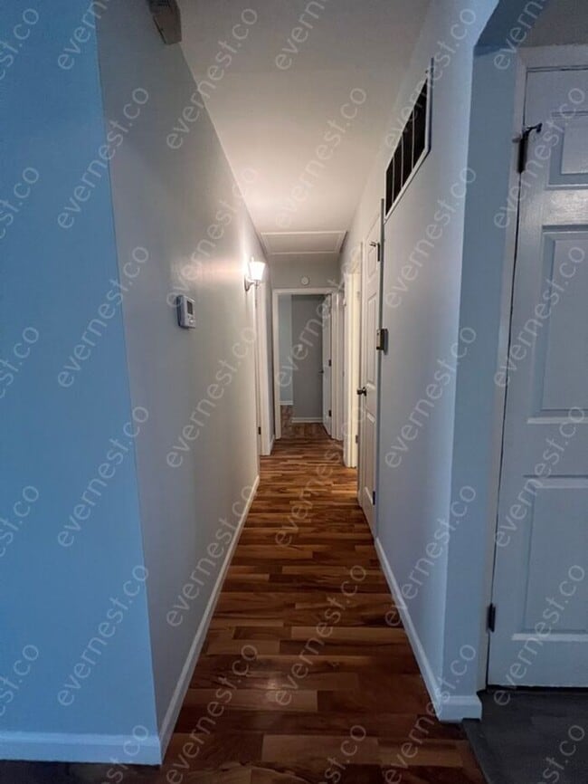 Building Photo - 2931 Oriental Dr