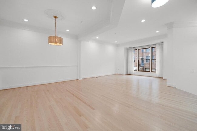 Building Photo - 1038 Grand Oak Way