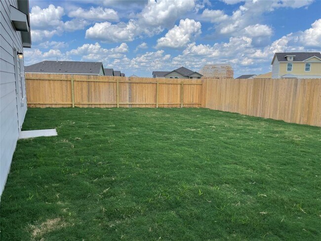 Building Photo - 428 Halfmoon Dr