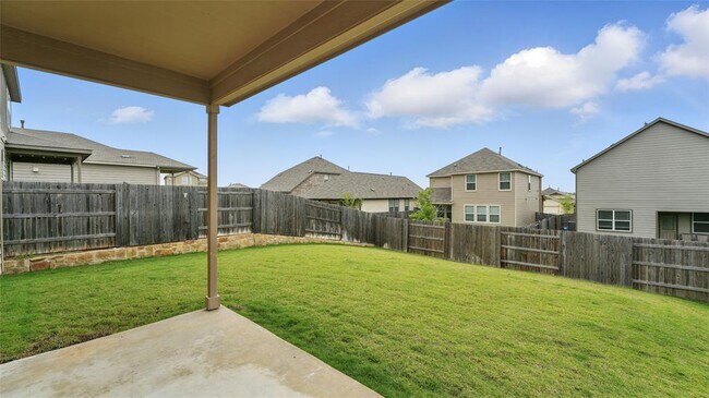 Building Photo - 139 Madrono Dr