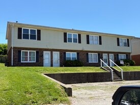 Building Photo - 307 Ridgewood Ln
