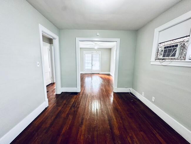 Building Photo - Two Bedroom House with Detached Garage-Section 8 Accepted