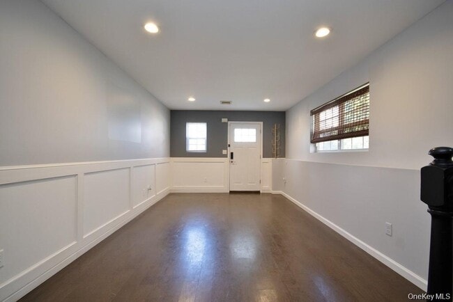 Building Photo - 346 Angelo Dr