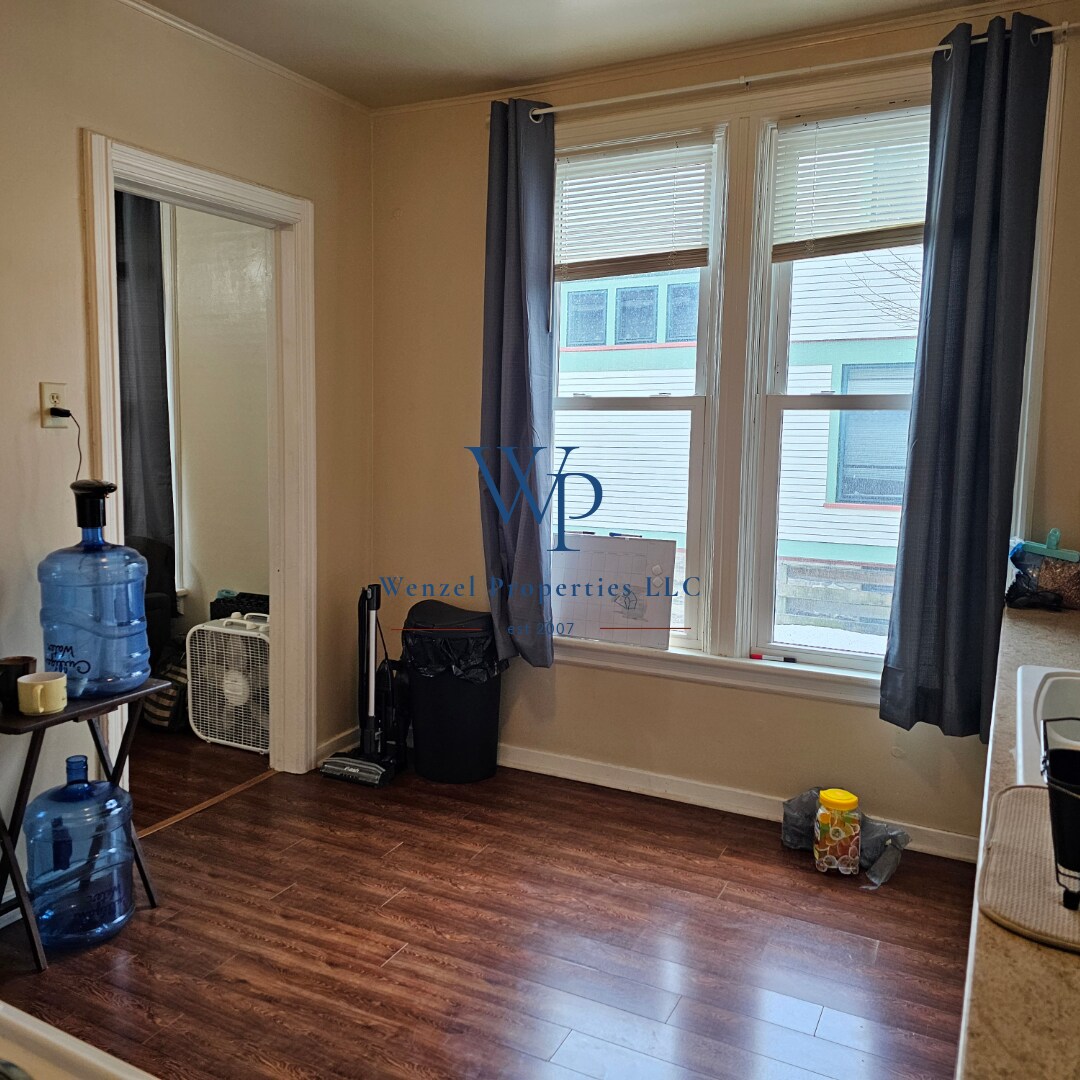 Building Photo - 1411 Marshall St