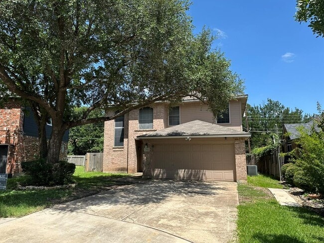 Building Photo - 1917 White Oak Cir
