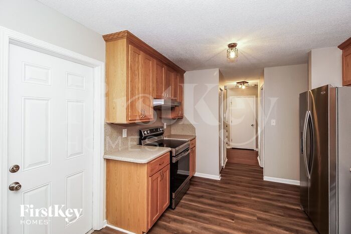 Building Photo - 606 Mirawood Trail NE