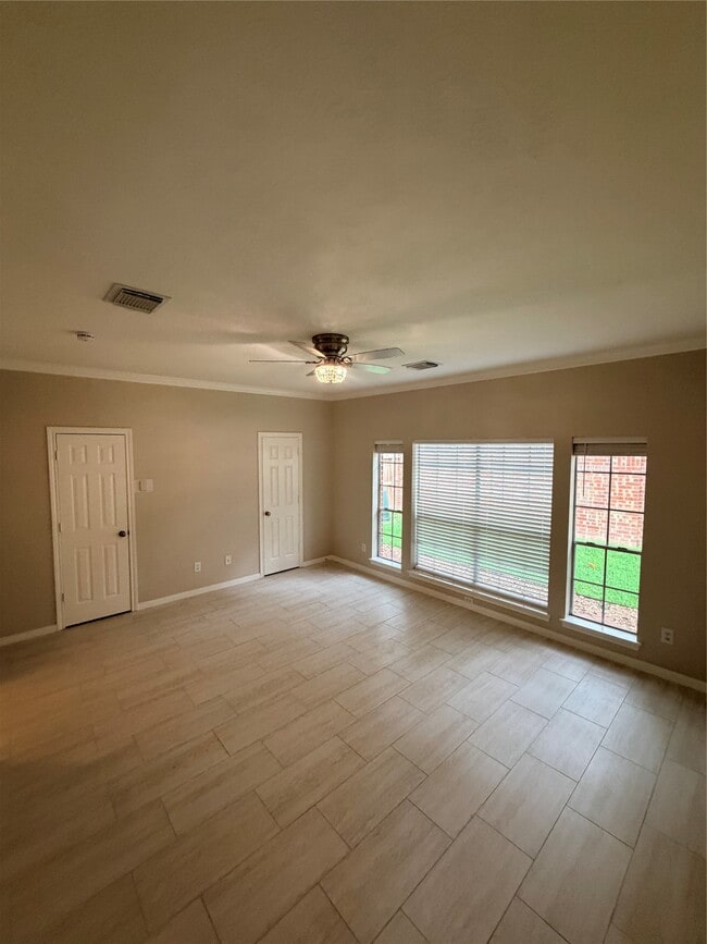 Building Photo - 2201 Summer Reef Dr