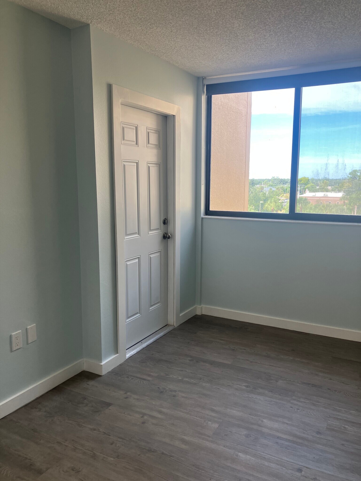 Building Photo - 3006 Caring Way