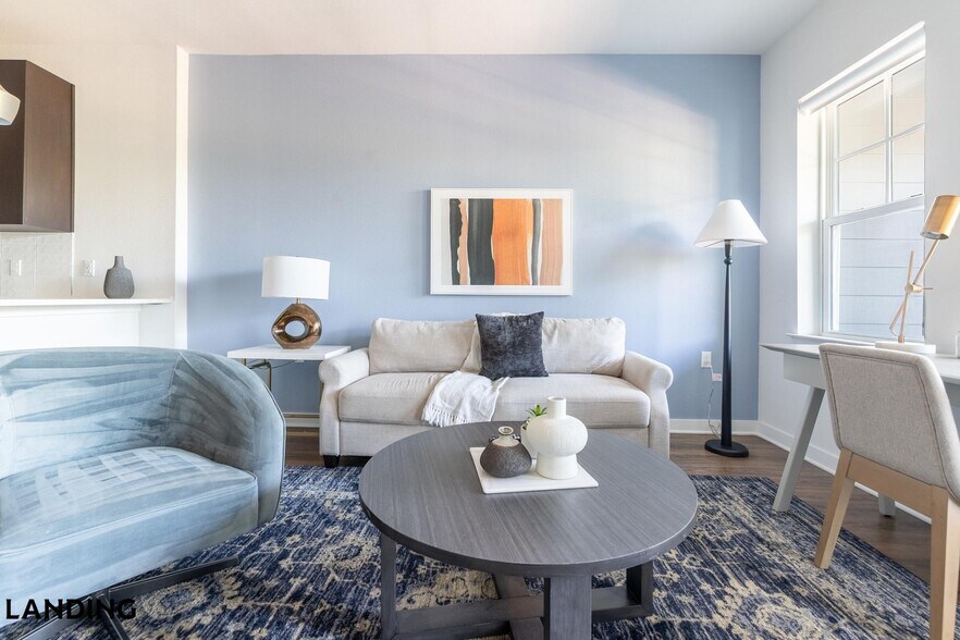 Building Photo - 1225 Utica Dr