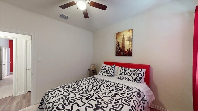 Building Photo - 4950 Parrington Dr