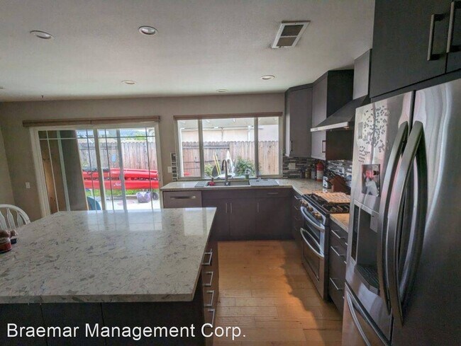 Building Photo - 3 br, 2 bath House - 3963 Greenwood Street