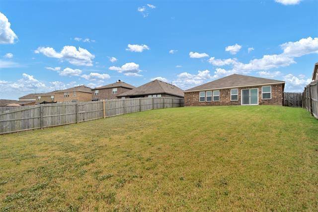 Building Photo - 5100 Royal Springs Dr