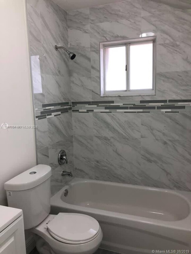 Building Photo - 2246 W 74th St