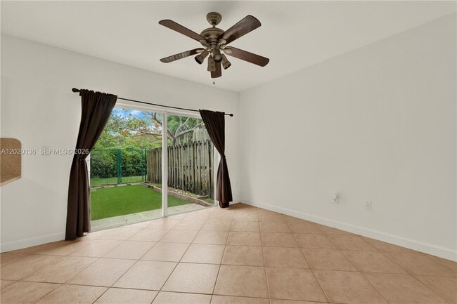 Building Photo - 8566 SW 214th Way