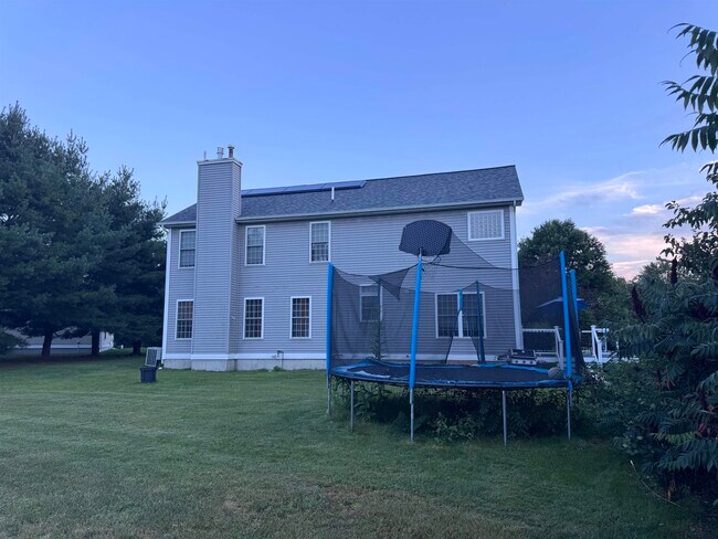 Building Photo - 11 Swenson Rd