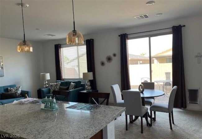 Building Photo - 5980 E Drosetta Ave