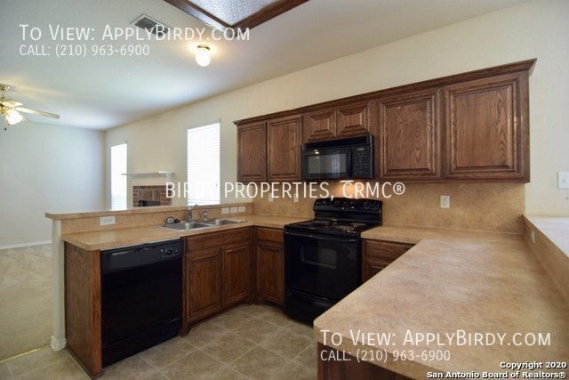 Building Photo - 410 Point Vly San Antonio, TX