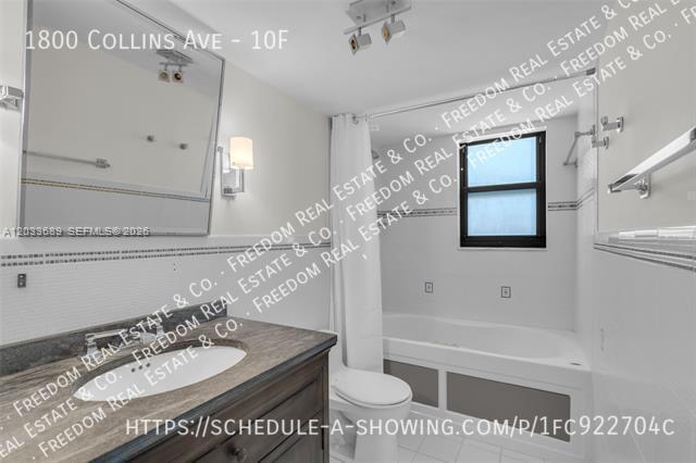 Building Photo - 1800 Collins Ave