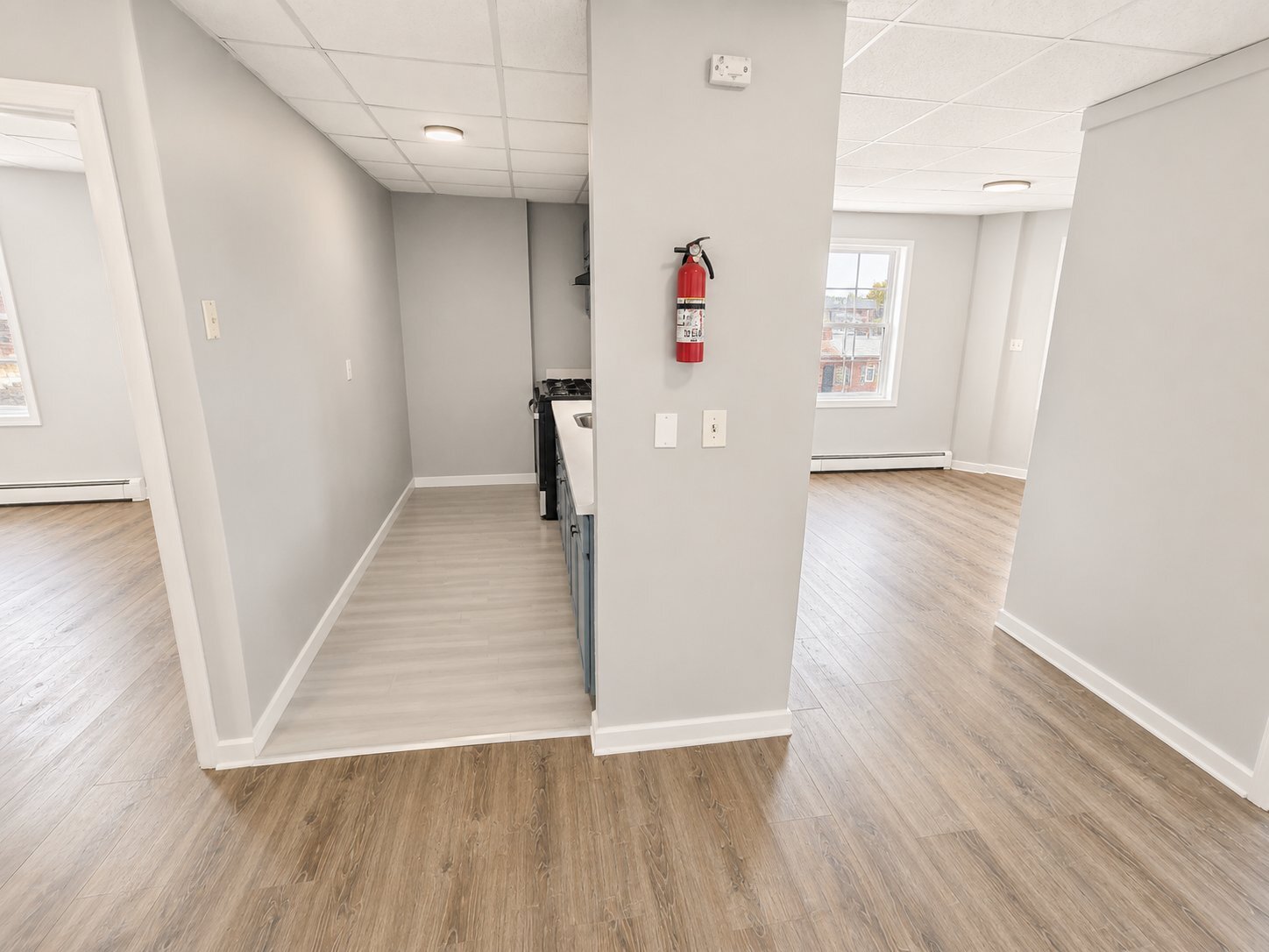Building Photo - 275 Vreeland Ave