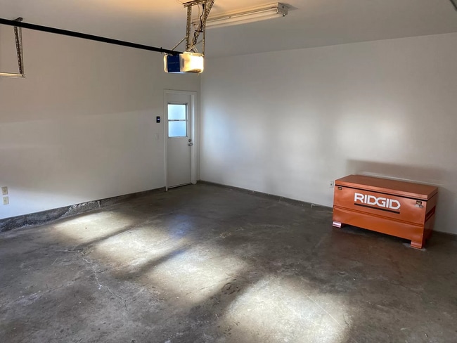 Building Photo - 92-1479-1479 Aliinui Dr