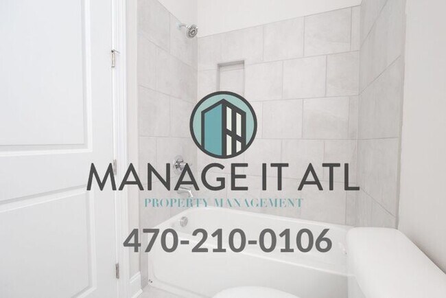 Building Photo - Beautiful 4 bedroom house - Peeachtree Rid...