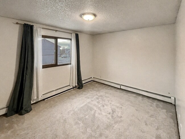 Building Photo - 8516 Boundary Ave