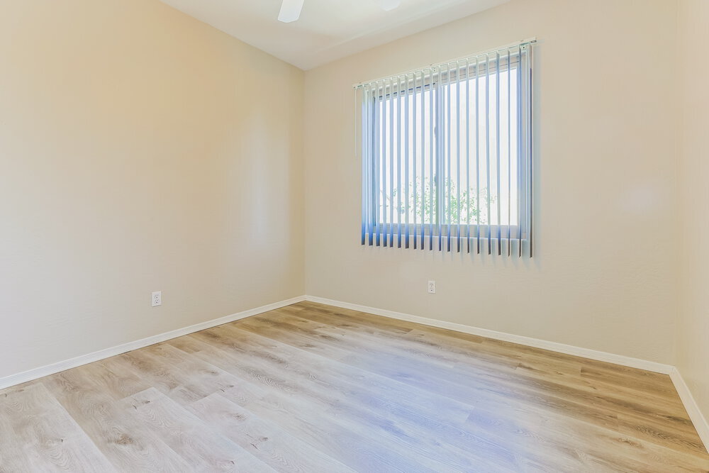 Building Photo - 125 N 22nd Pl