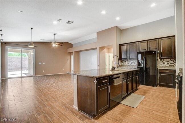 Building Photo - 2104 LeatherBridge Ct