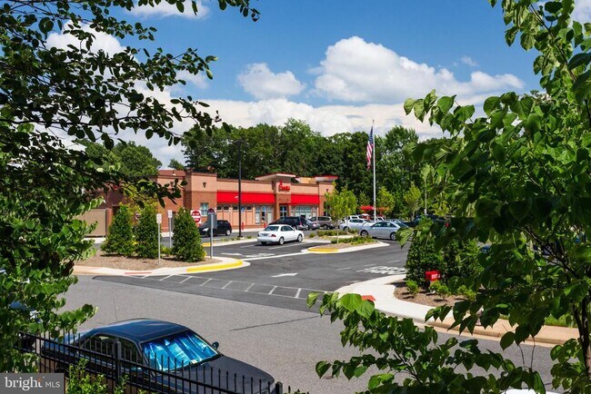 Building Photo - 4507 Superior Square