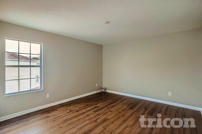 Building Photo - 10624 Bamboo Rod Cir