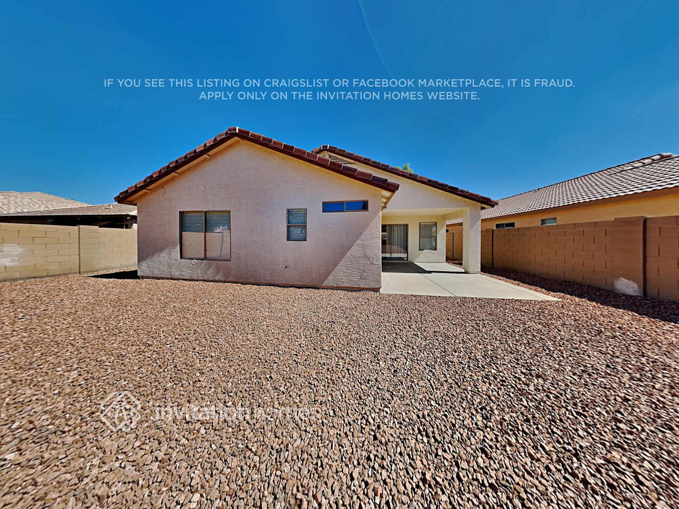 Building Photo - 2616 S 111th Dr