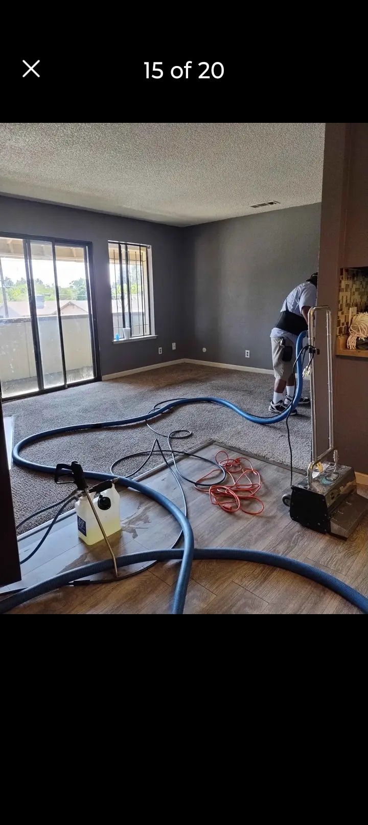 Building Photo - 1221 N Peach Ave