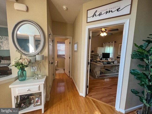 Building Photo - 144 Edgar Rd