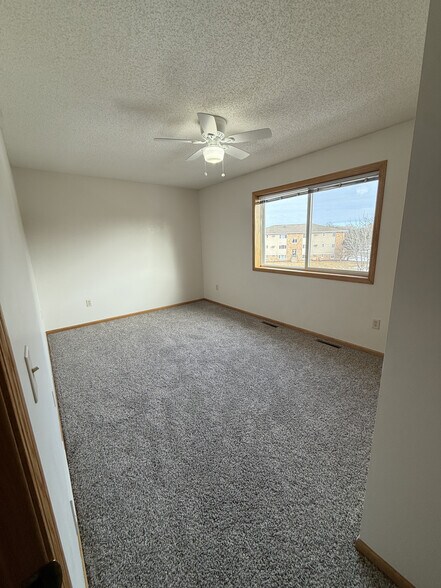 Building Photo - 5293 Manchester Dr