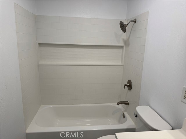 Building Photo - 754 N Shattuck Pl