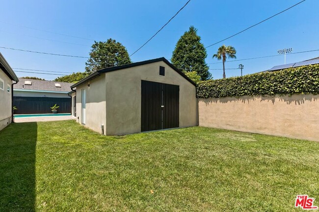 Building Photo - 1509 Pearl St